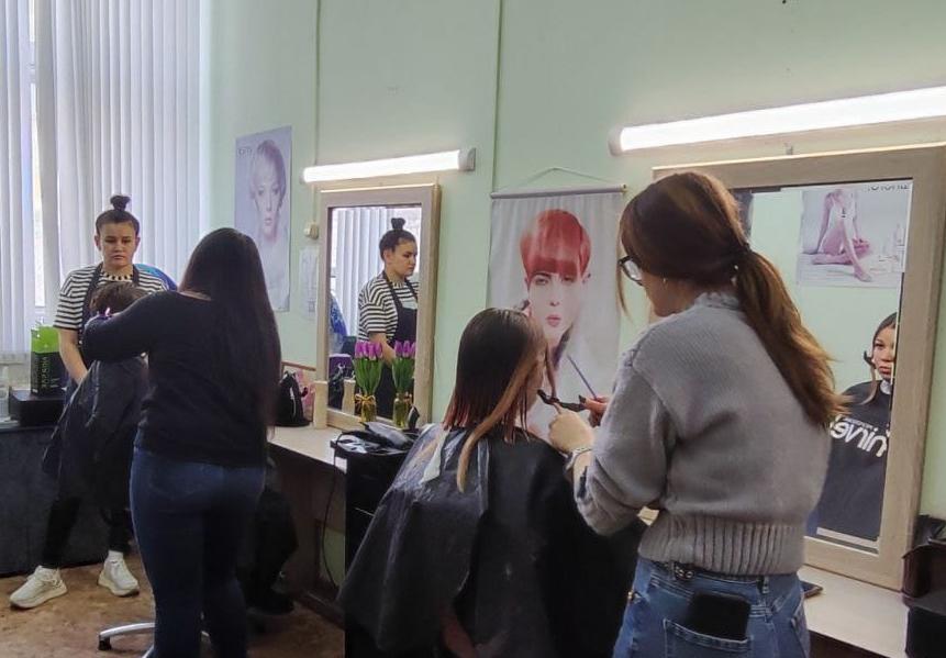 Учебный центр службы занятости Орловской области объявил предпраздничную акцию «Зеркало весны»