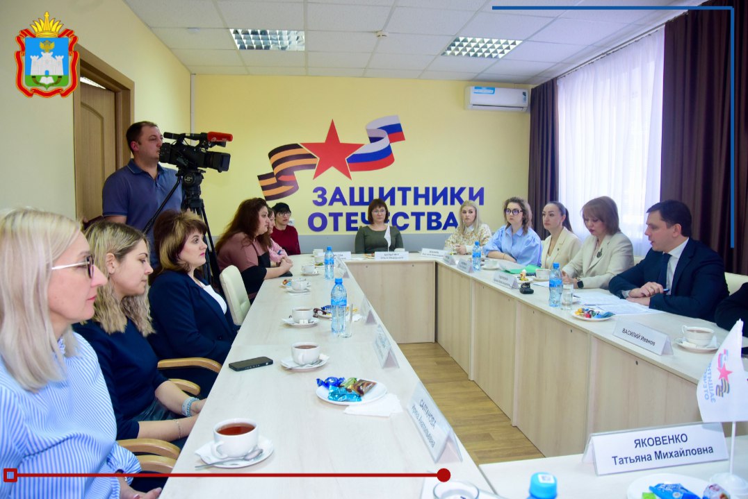 Губернатор Орловской области Андрей Клычков встретился с семьями участников СВО