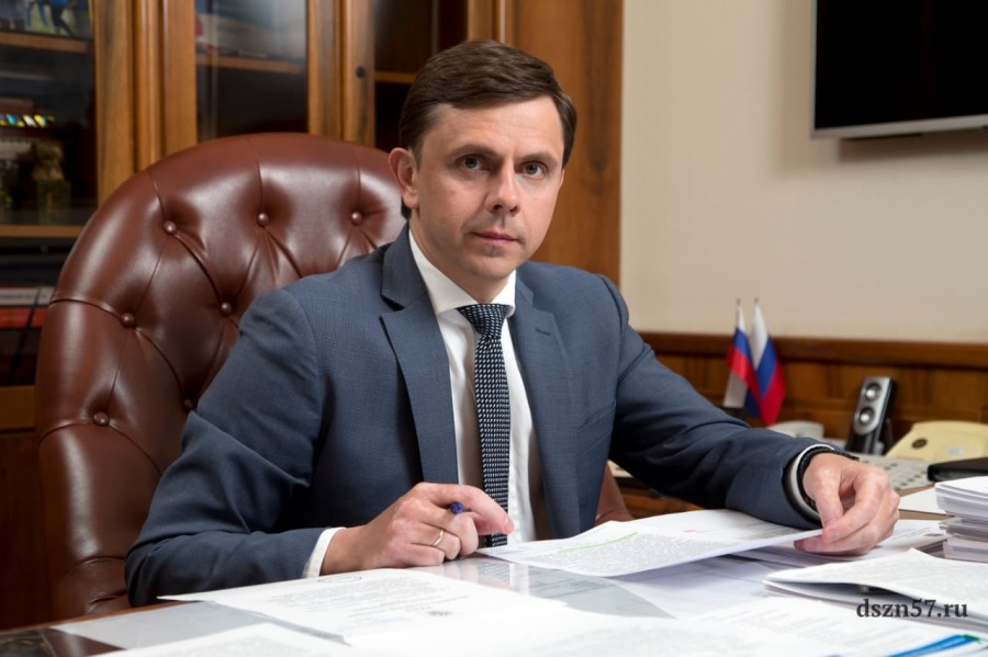 Губернатор Орловской области Андрей Клычков поздравил социальных работников с профессиональным праздником Губернатор Орловской области Андрей Клычков поздравил социальных работников с профессиональным праздником