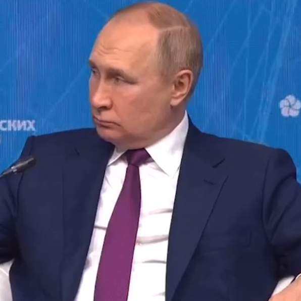 В июле Орловский Семейный МФЦ был представлен Президенту Владимиру Путину В июле Орловский Семейный МФЦ был представлен Президенту Владимиру Путину